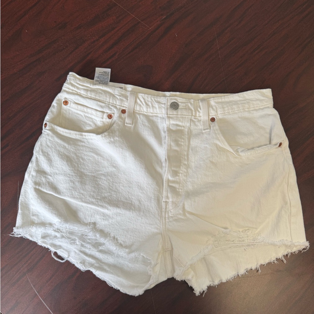 Levi’s 501 women’s white denim shorts.